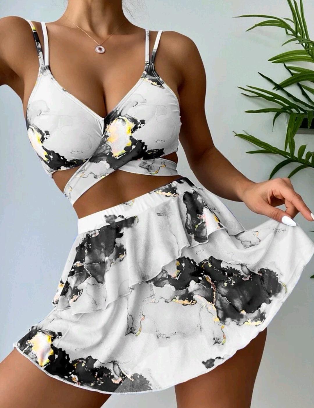 Ensemble de bikini à imprimé marbré croisé sangle & Jupe de plage - Santorini Shop