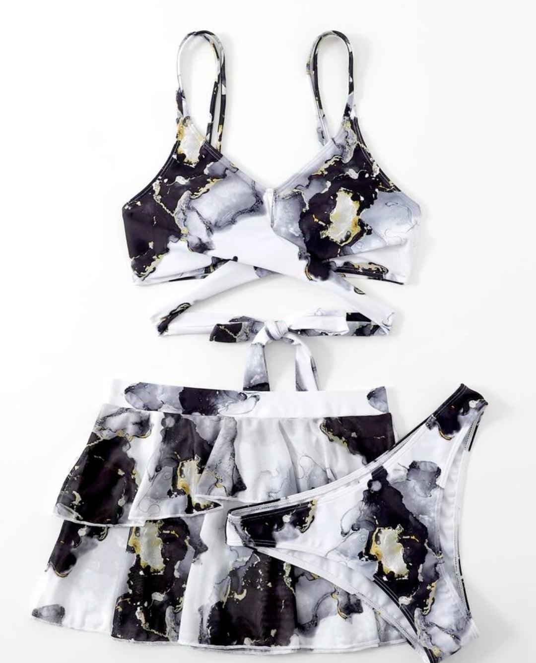 Ensemble de bikini à imprimé marbré croisé sangle & Jupe de plage - Santorini Shop