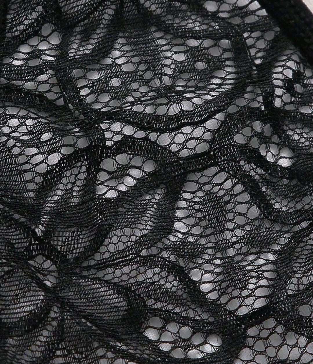 Ensemble de lingerie en dentelle à harnais - Santorini Shop